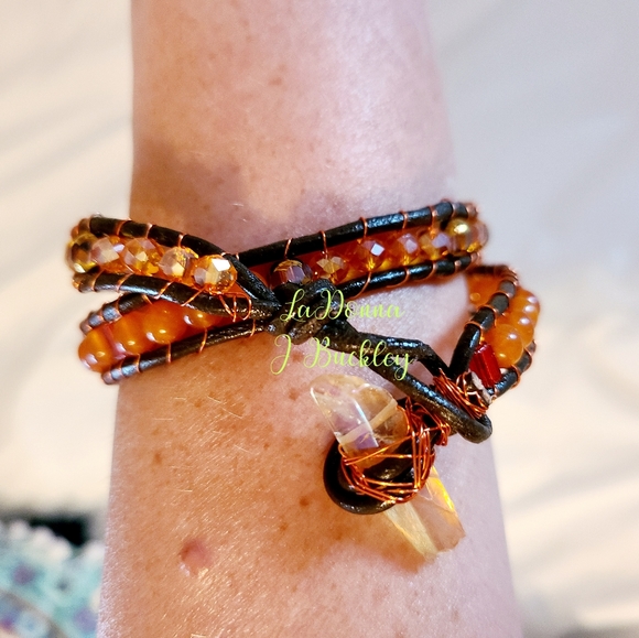 Leather cord wrap bracelet - Picture 3 of 4